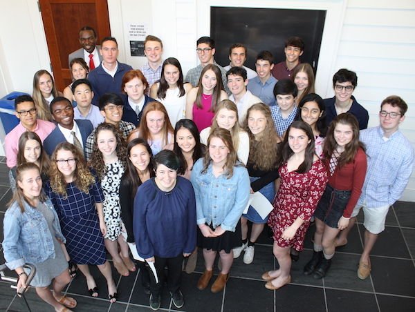 Cum Laude Inducts 35 New Members